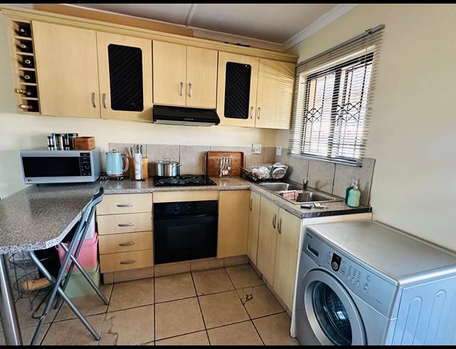 1.5 BEDROOM APARTMENT FOR SALE IN TONGAAT CENTRAL
